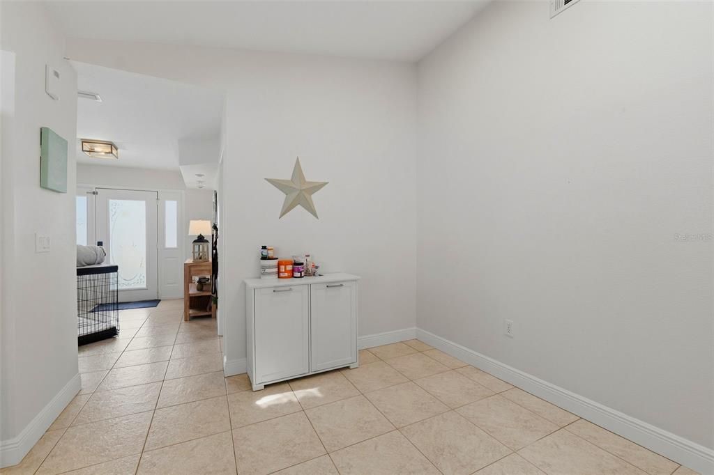 For Sale: $729,000 (3 beds, 2 baths, 1870 Square Feet)