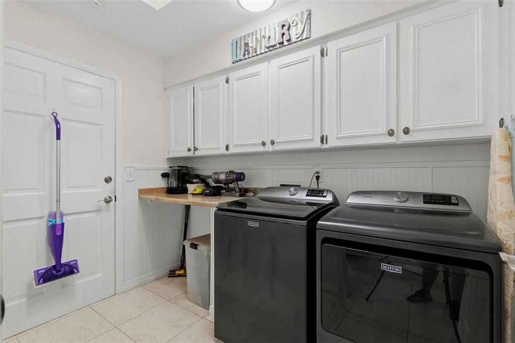 For Sale: $729,000 (3 beds, 2 baths, 1870 Square Feet)