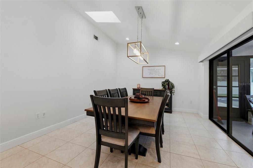 For Sale: $729,000 (3 beds, 2 baths, 1870 Square Feet)