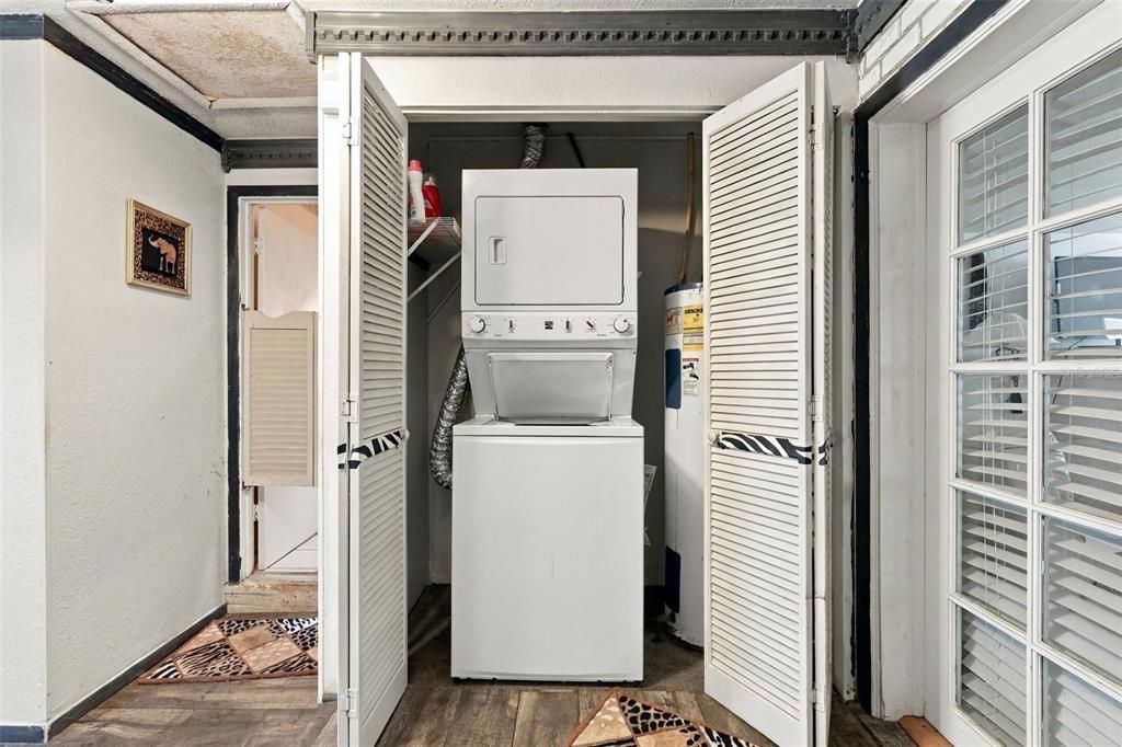 На продажу: $315,000 (3 спален, 3 ванн, 1894 Квадратных фут)