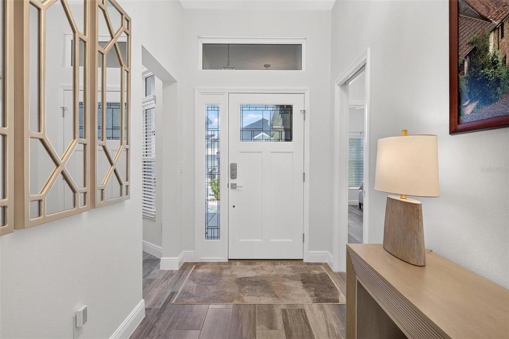 For Sale: $699,900 (3 beds, 2 baths, 2033 Square Feet)