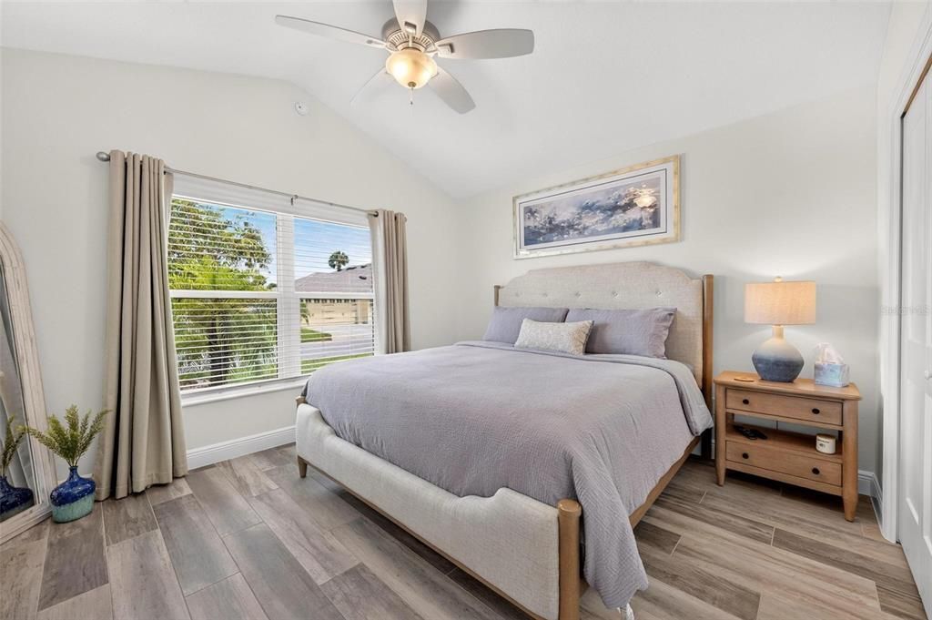 For Sale: $699,900 (3 beds, 2 baths, 2033 Square Feet)