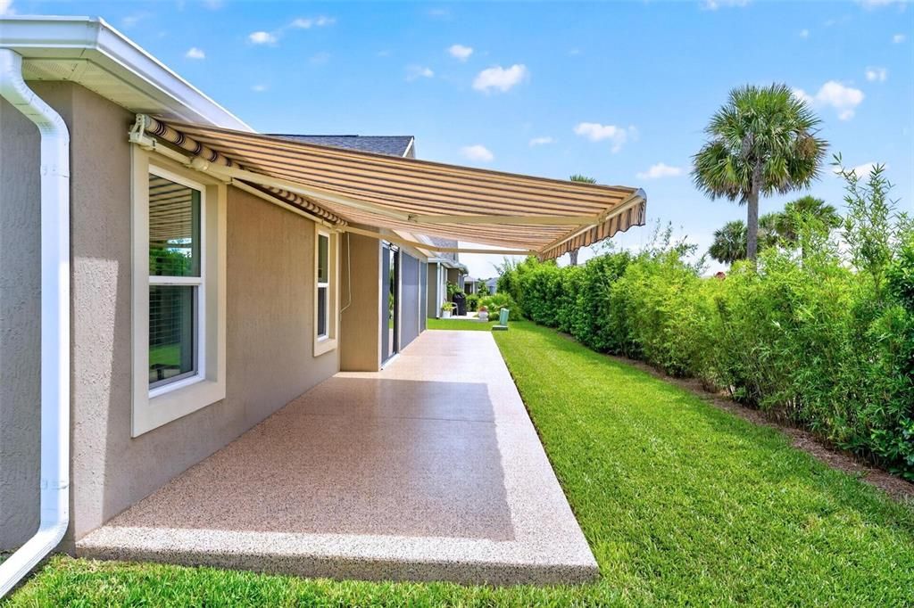 For Sale: $699,900 (3 beds, 2 baths, 2033 Square Feet)