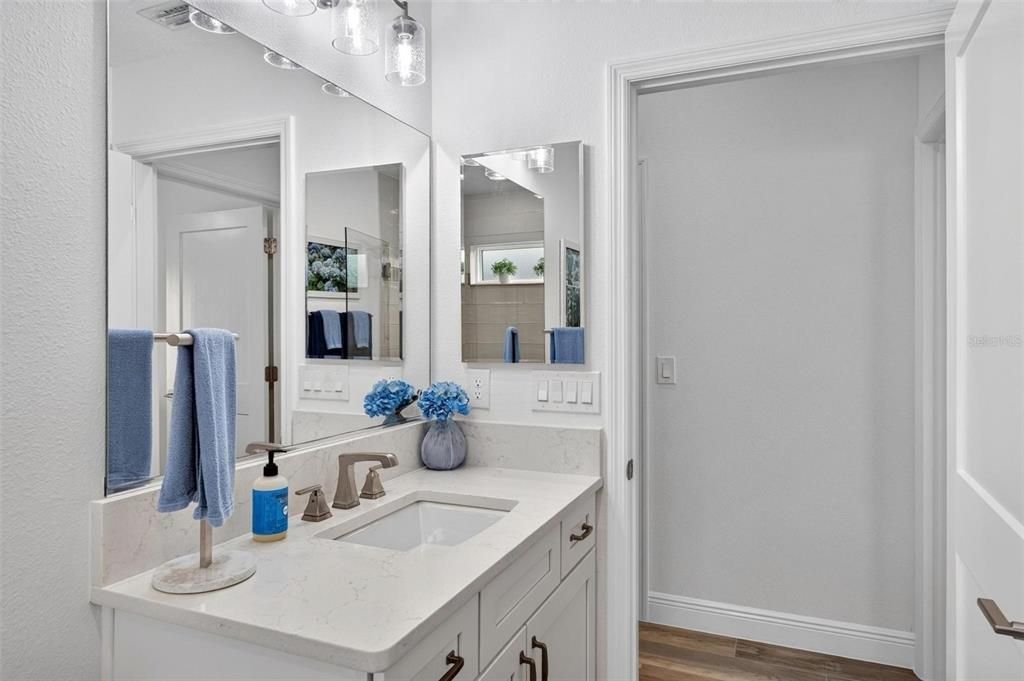 For Sale: $699,900 (3 beds, 2 baths, 2033 Square Feet)