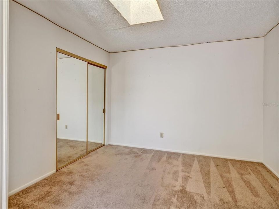 For Sale: $265,000 (3 beds, 2 baths, 1300 Square Feet)