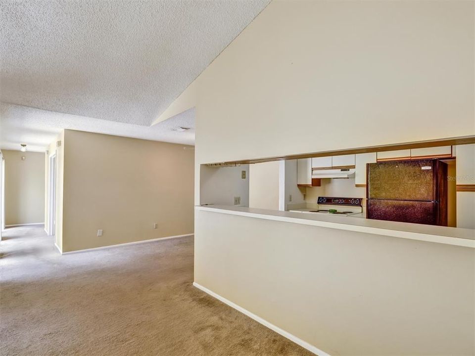 For Sale: $265,000 (3 beds, 2 baths, 1300 Square Feet)