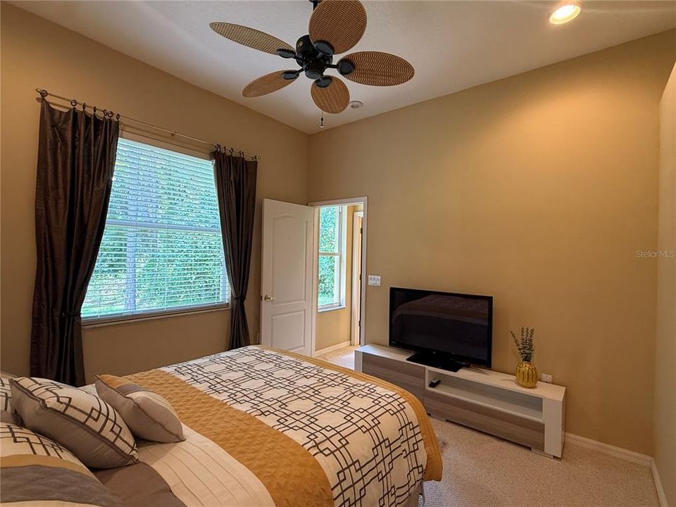 En Renta: $3,800 (4 camas, 3 baños, 2563 Pies cuadrados)