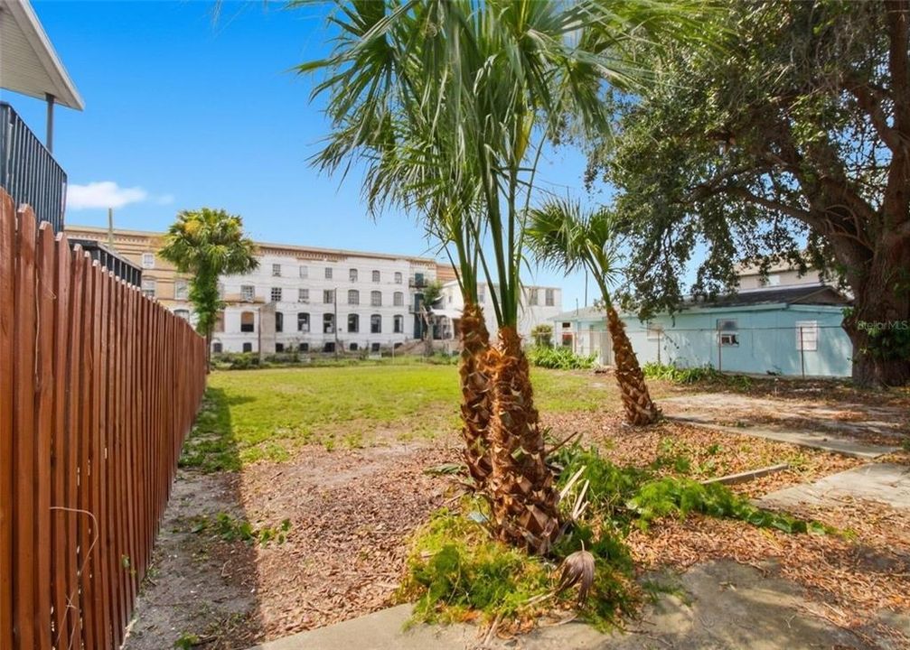 For Sale: $229,500 (0.11 acres)
