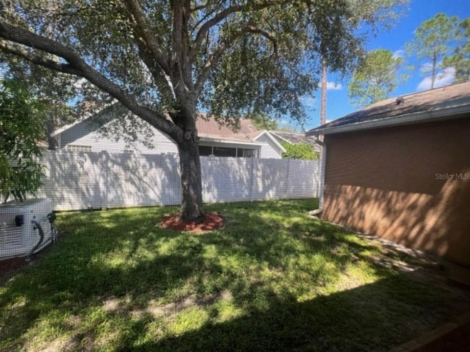 For Rent: $2,295 (3 beds, 3 baths, 1924 Square Feet)