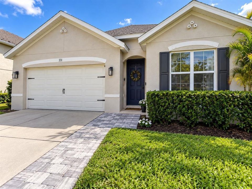 For Sale: $429,000 (4 beds, 2 baths, 1846 Square Feet)