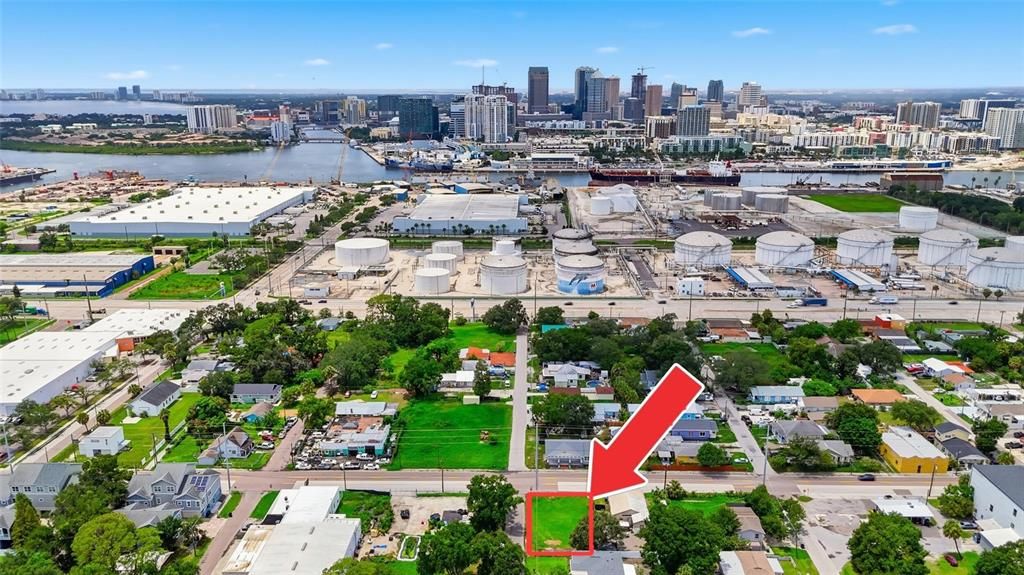 For Sale: $179,900 (0.11 acres)