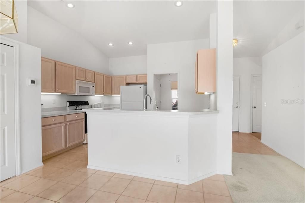 For Sale: $355,000 (3 beds, 2 baths, 1490 Square Feet)