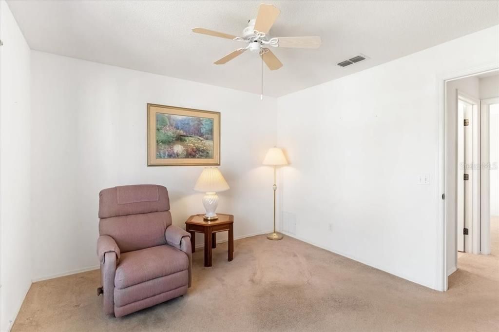 For Sale: $355,000 (3 beds, 2 baths, 1490 Square Feet)