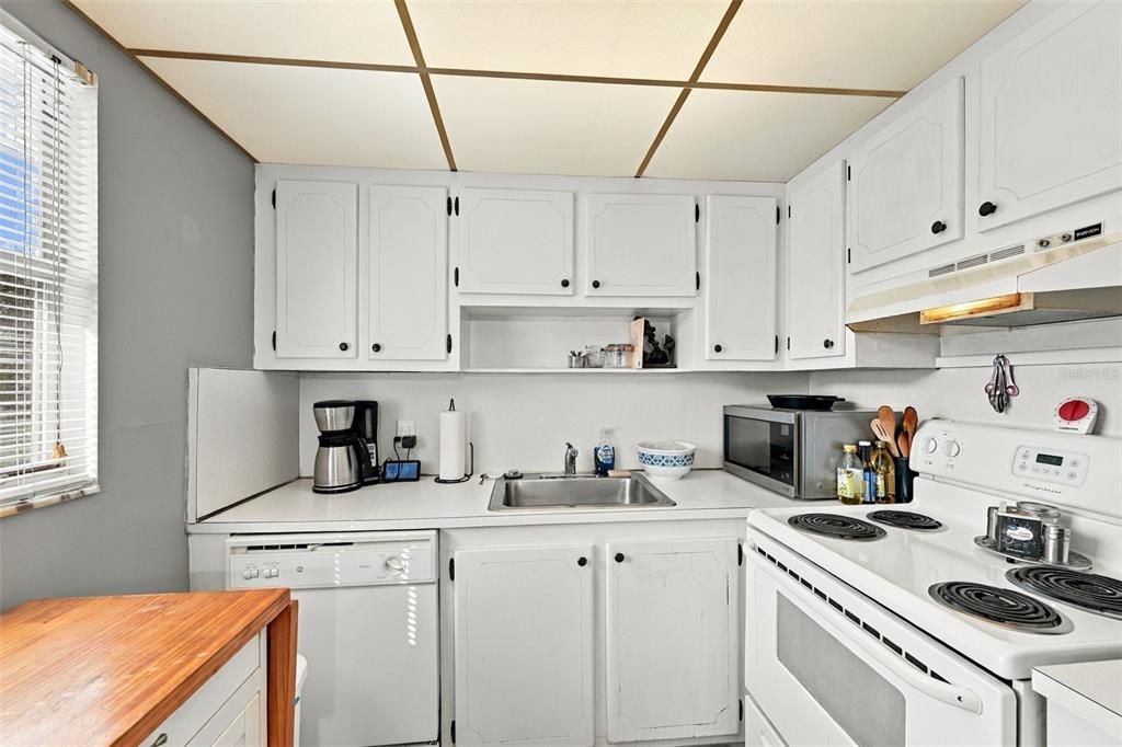 En Venta: $140,000 (2 camas, 2 baños, 960 Pies cuadrados)
