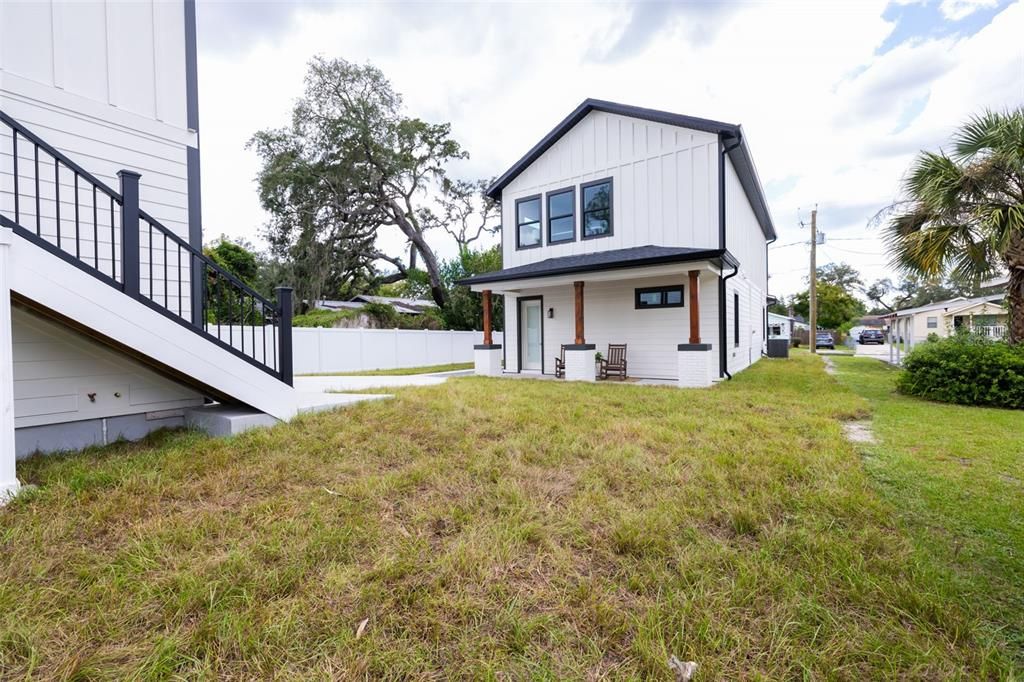 En Venta: $835,000 (4 camas, 4 baños, 2610 Pies cuadrados)
