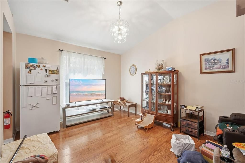 For Sale: $463,900 (4 beds, 2 baths, 1852 Square Feet)