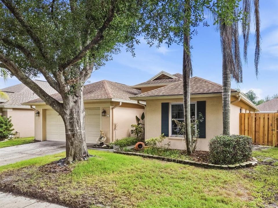 For Sale: $463,900 (4 beds, 2 baths, 1852 Square Feet)