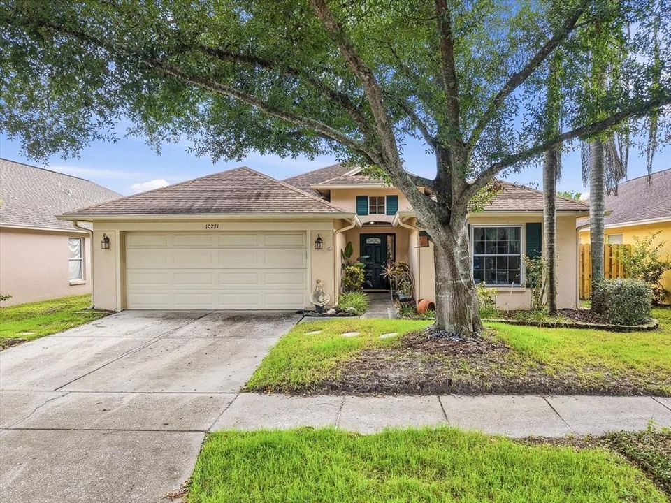 For Sale: $463,900 (4 beds, 2 baths, 1852 Square Feet)