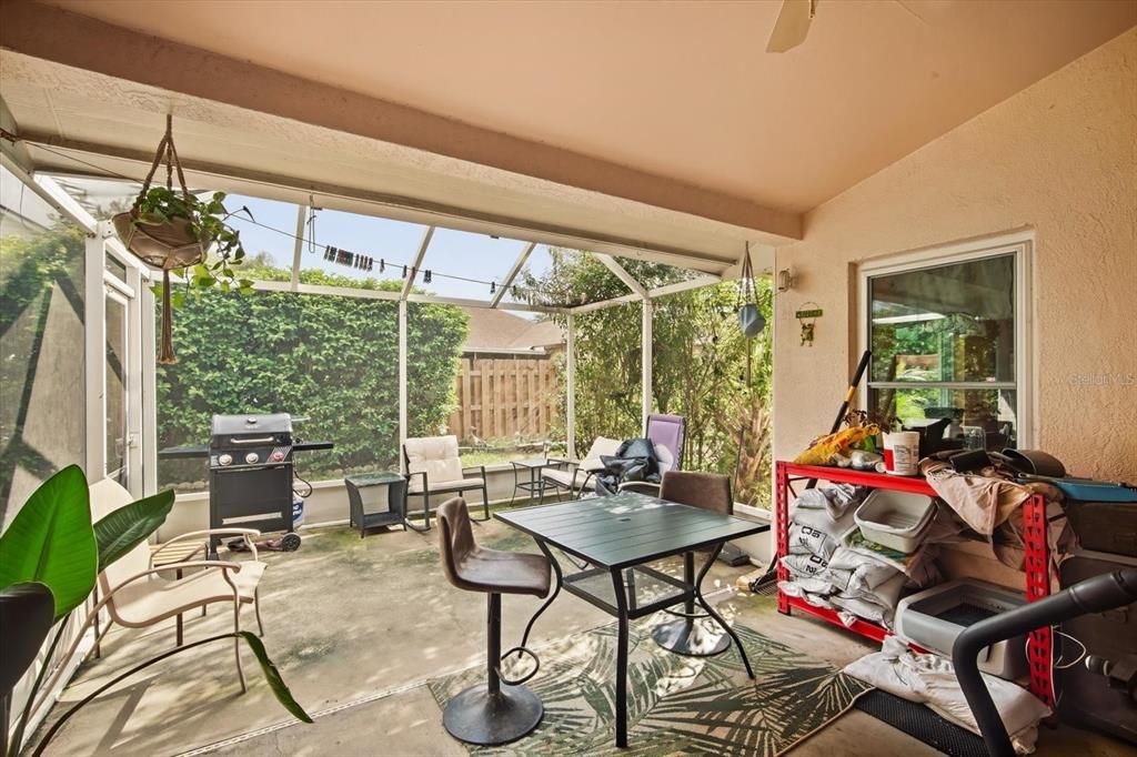 For Sale: $463,900 (4 beds, 2 baths, 1852 Square Feet)