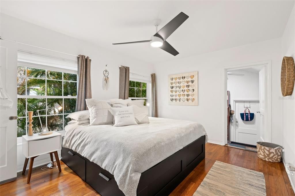 Activo con contrato: $775,000 (2 camas, 2 baños, 1400 Pies cuadrados)