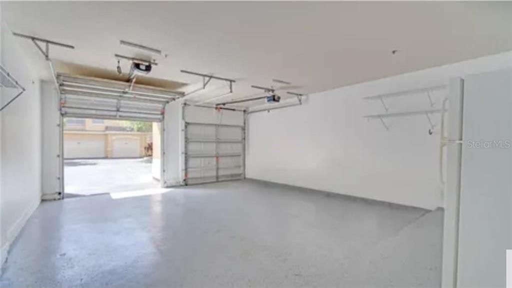 На продажу: $275,900 (2 спален, 2 ванн, 1076 Квадратных фут)