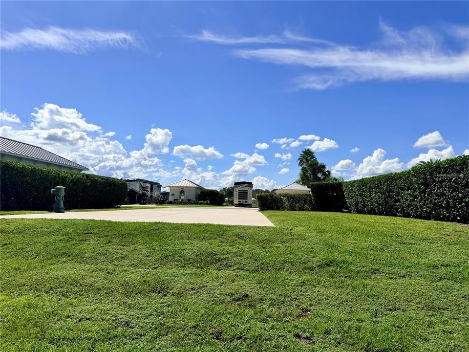 На продажу: $79,900 (0.12 acres)