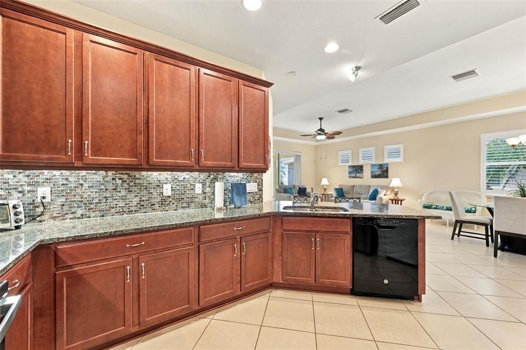 En Venta: $359,900 (3 camas, 2 baños, 1862 Pies cuadrados)