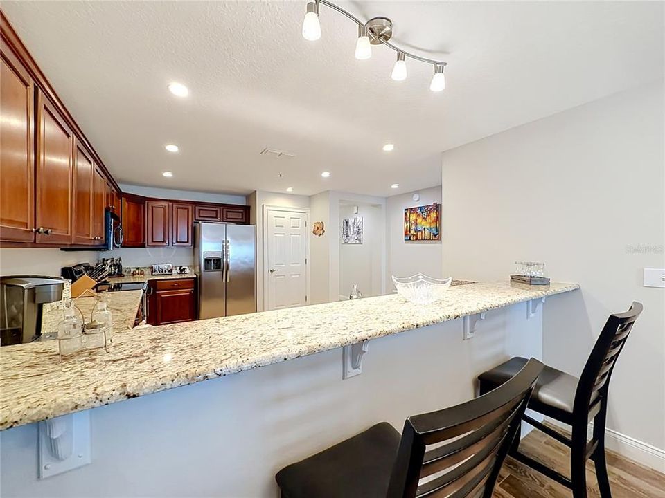 For Sale: $379,999 (2 beds, 2 baths, 1627 Square Feet)