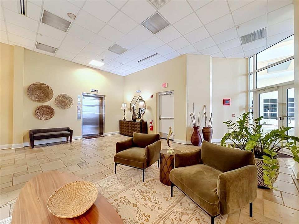 For Sale: $379,999 (2 beds, 2 baths, 1627 Square Feet)