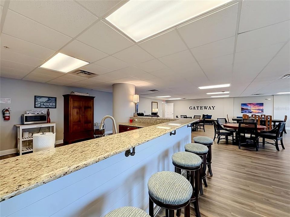For Sale: $379,999 (2 beds, 2 baths, 1627 Square Feet)