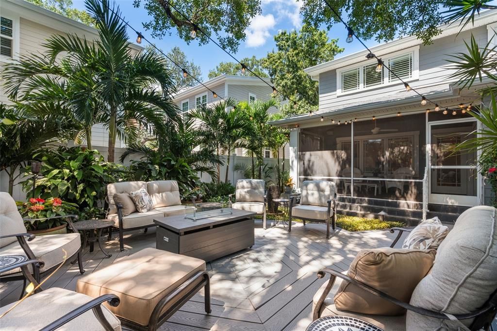 For Sale: $1,200,000 (3 beds, 2 baths, 2285 Square Feet)