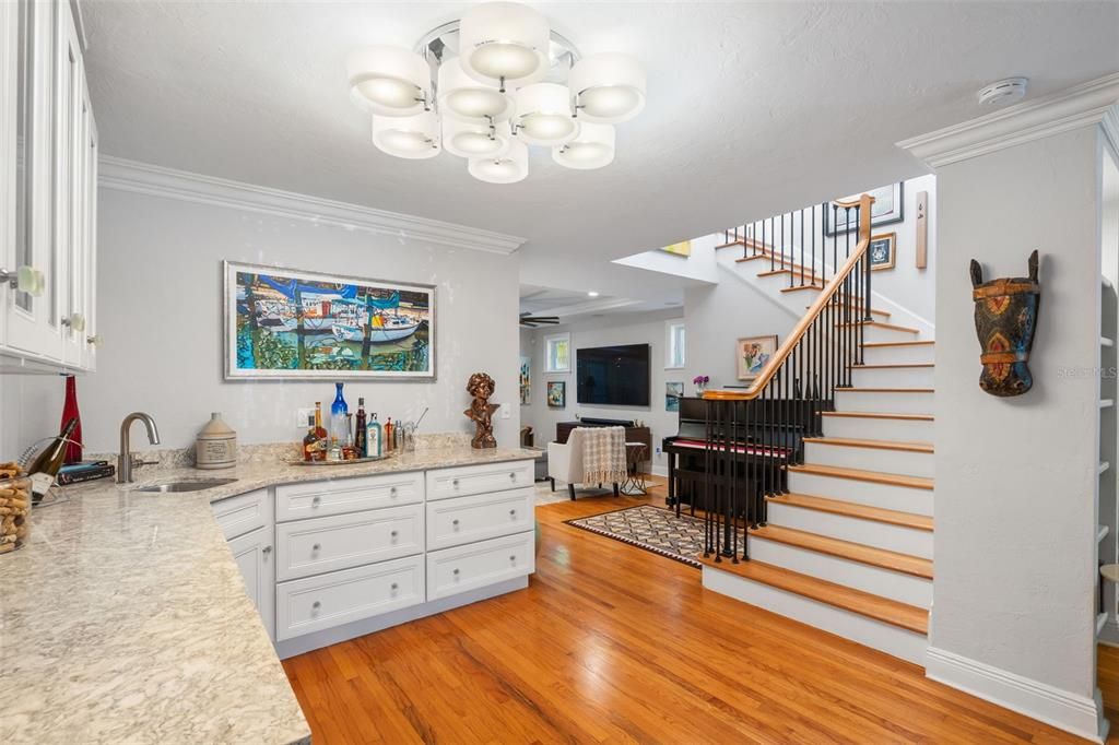 For Sale: $1,200,000 (3 beds, 2 baths, 2285 Square Feet)