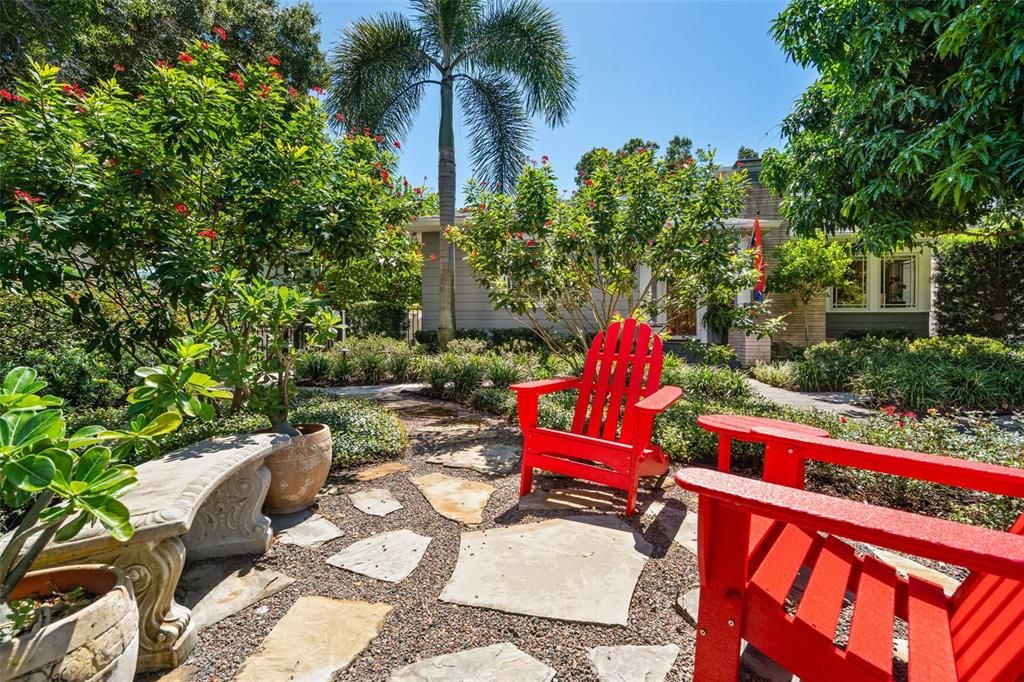 For Sale: $1,200,000 (3 beds, 2 baths, 2285 Square Feet)