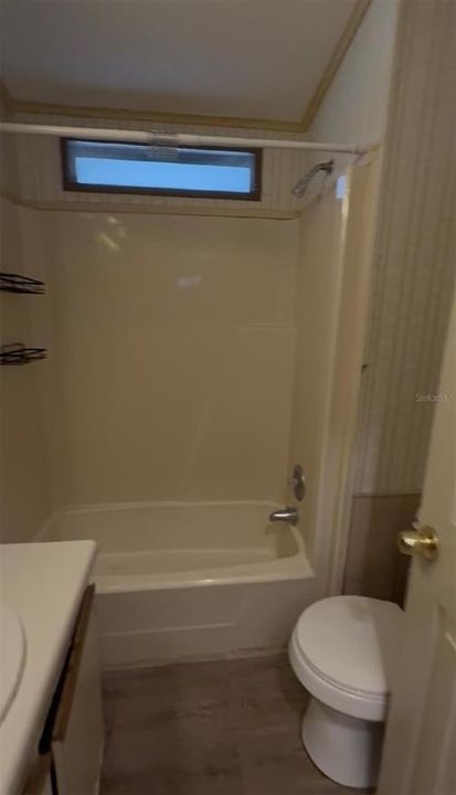 В аренду: $1,200 (1 спален, 1 ванн, 424 Квадратных фут)