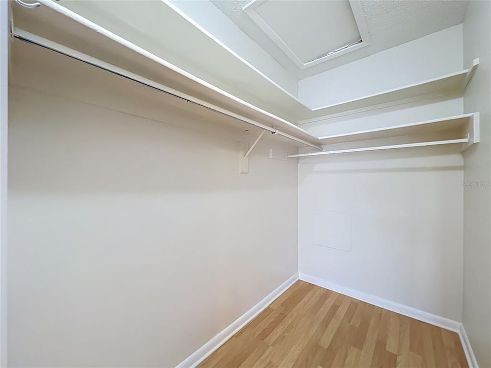For Sale: $319,000 (2 beds, 2 baths, 1287 Square Feet)