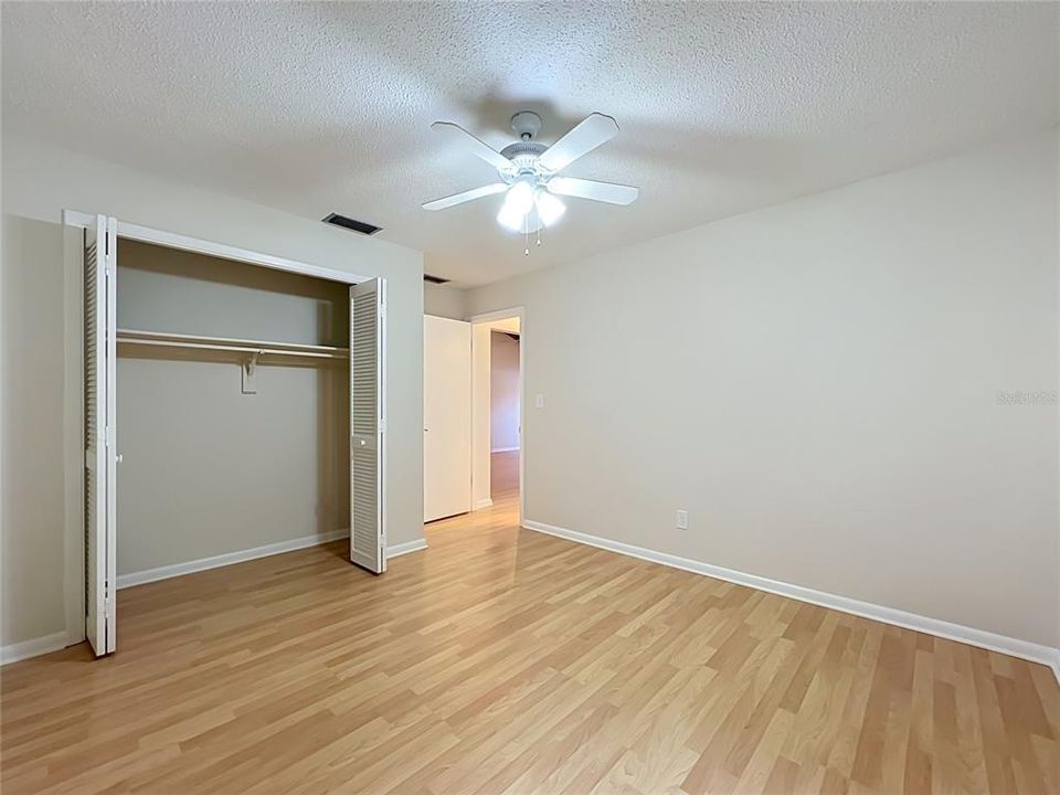 For Sale: $319,000 (2 beds, 2 baths, 1287 Square Feet)
