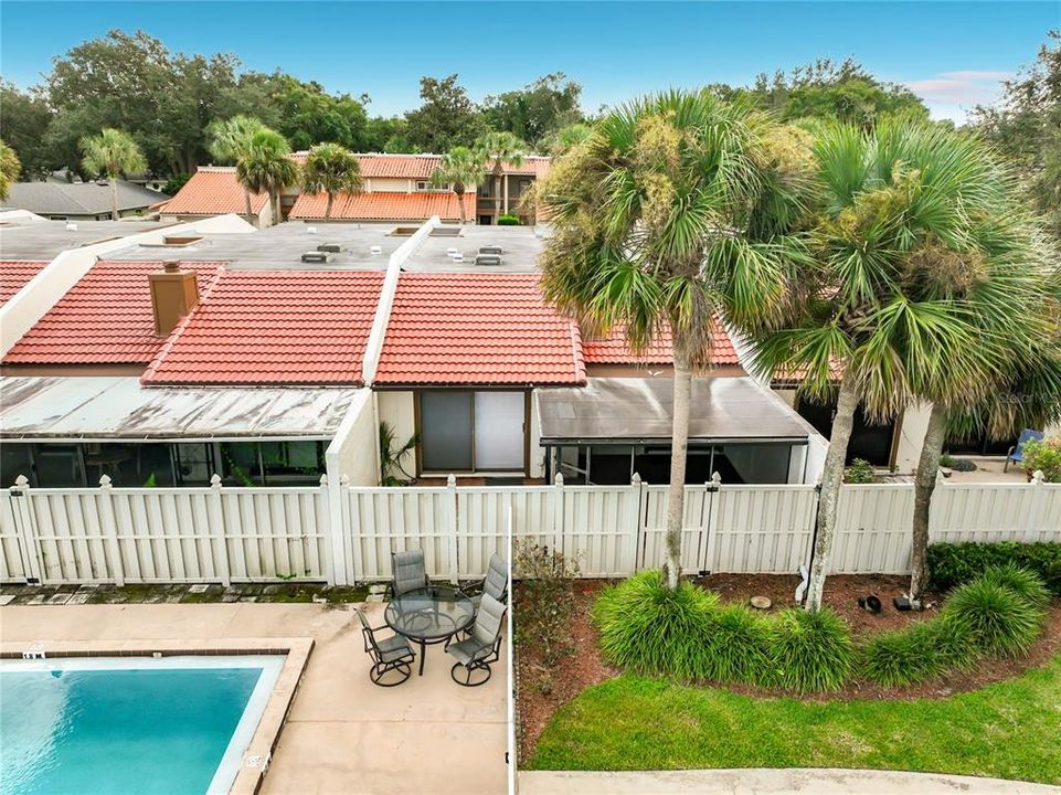 For Sale: $319,000 (2 beds, 2 baths, 1287 Square Feet)