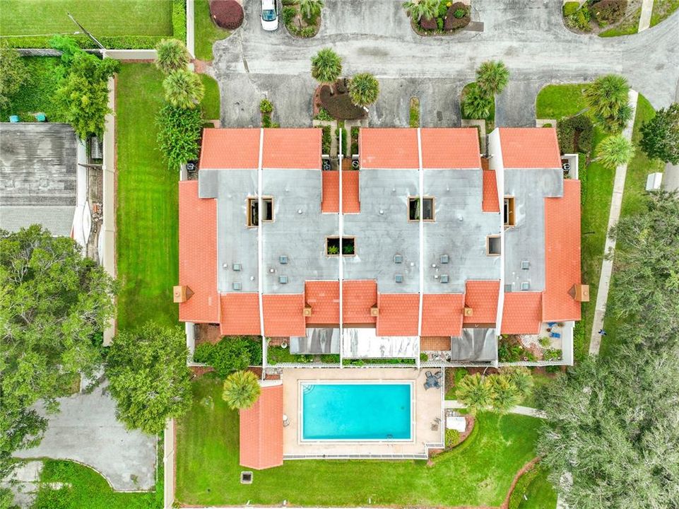 For Sale: $319,000 (2 beds, 2 baths, 1287 Square Feet)