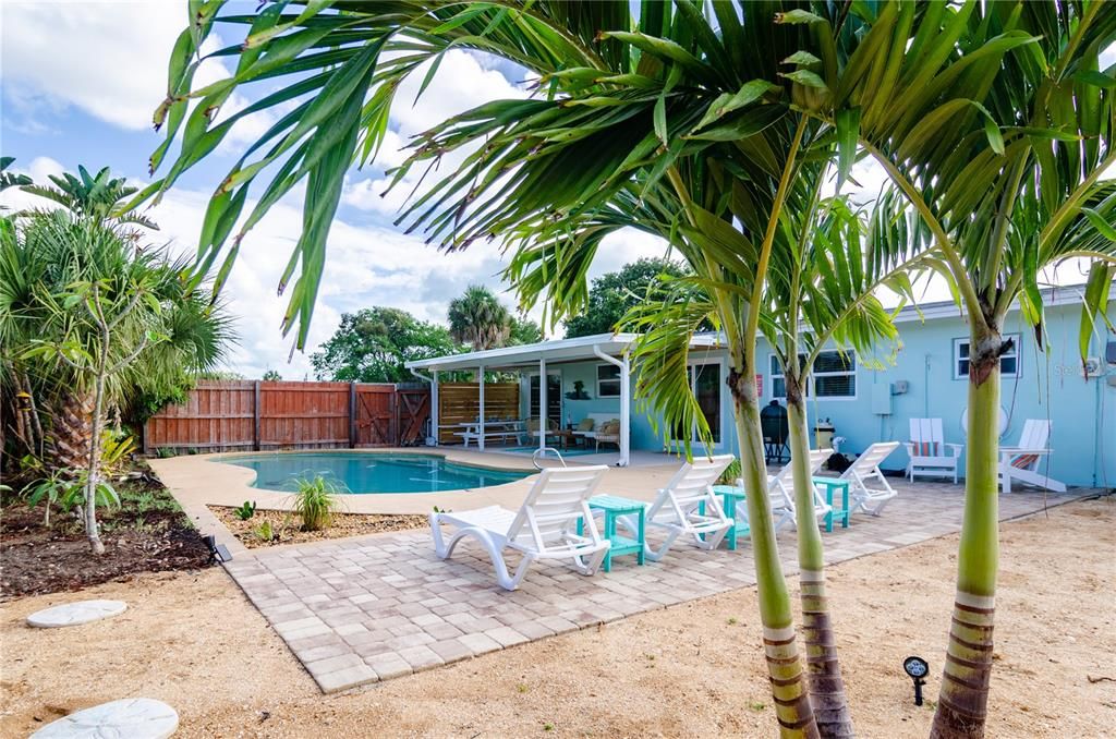 For Sale: $625,000 (3 beds, 2 baths, 1400 Square Feet)