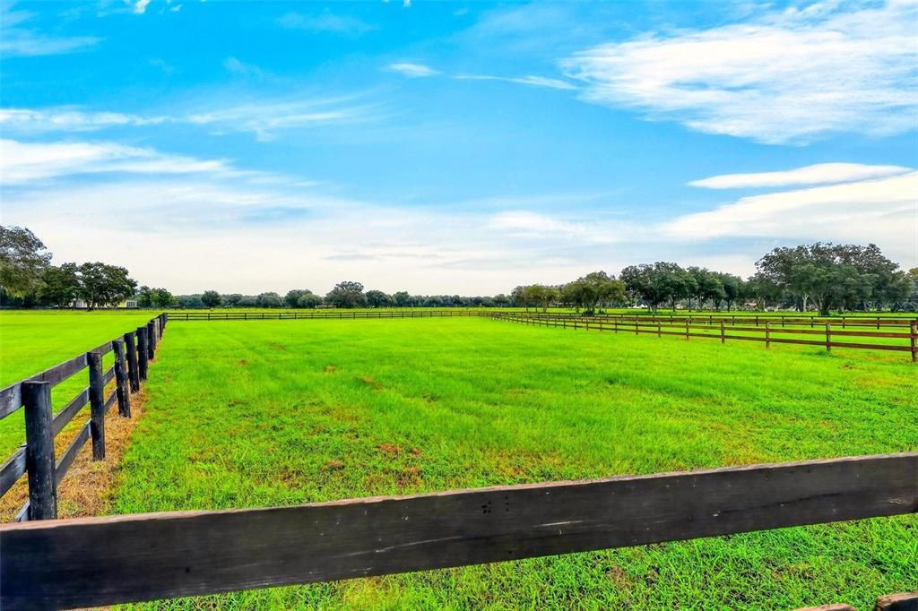 For Sale: $2,195,000 (24.28 acres)