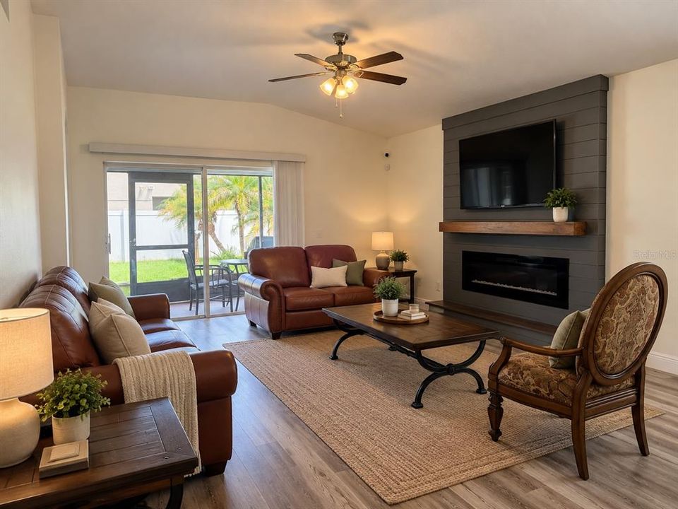 For Rent: $2,800 (4 beds, 2 baths, 1980 Square Feet)