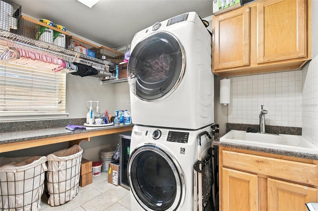 На продажу: $639,900 (4 спален, 3 ванн, 3080 Квадратных фут)