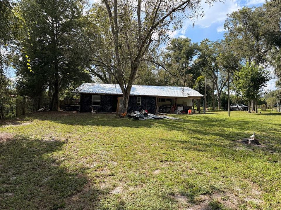 For Sale: $160,000 (3 beds, 2 baths, 1300 Square Feet)