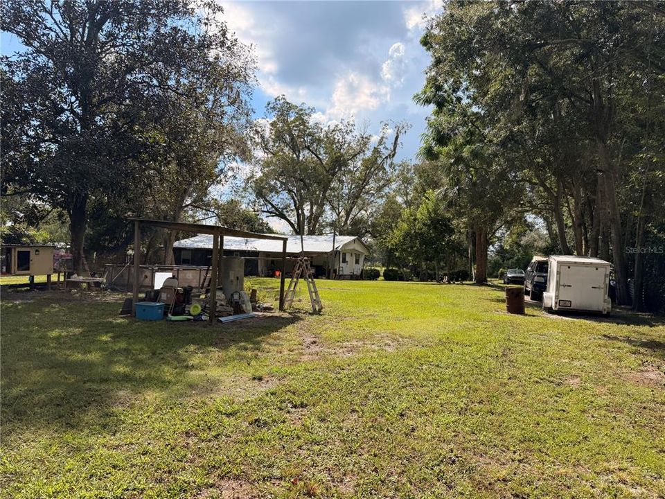 For Sale: $160,000 (3 beds, 2 baths, 1300 Square Feet)