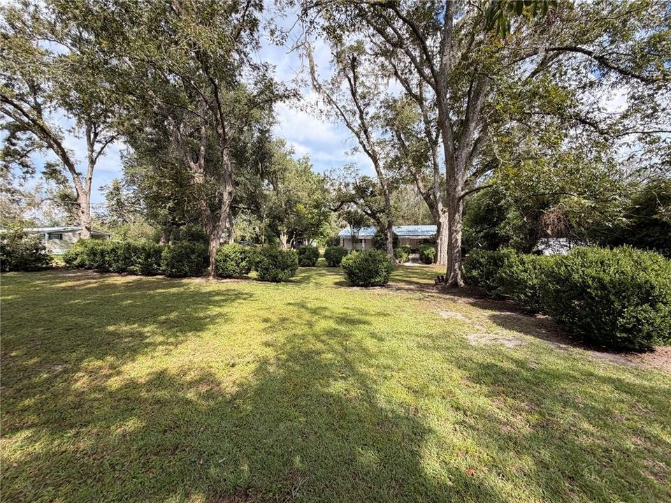 For Sale: $160,000 (3 beds, 2 baths, 1300 Square Feet)