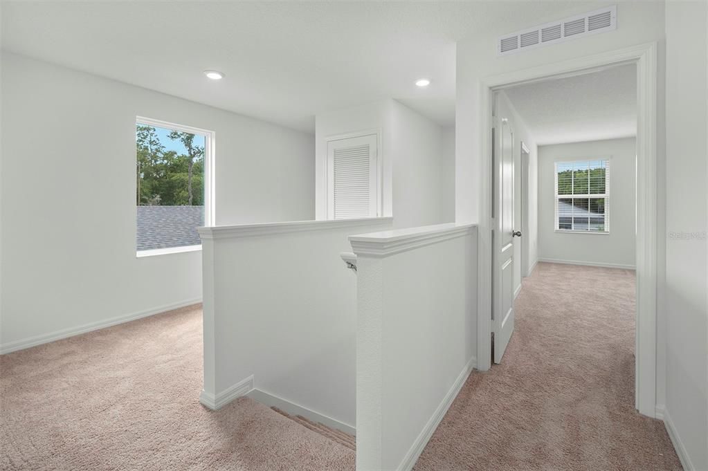 For Sale: $371,900 (4 beds, 2 baths, 1811 Square Feet)