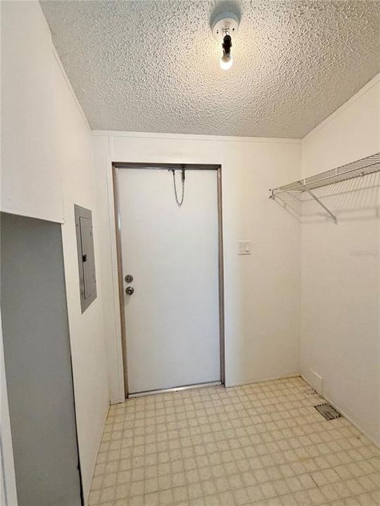 En Renta: $1,350 (2 camas, 2 baños, 924 Pies cuadrados)