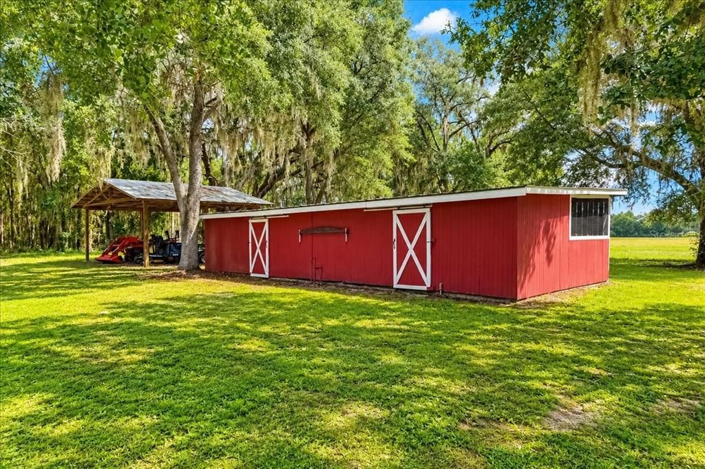 For Sale: $700,000 (2 beds, 2 baths, 1637 Square Feet)