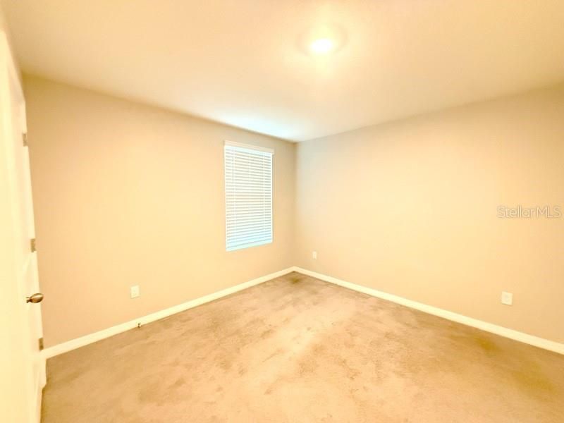For Rent: $2,400 (5 beds, 3 baths, 2447 Square Feet)