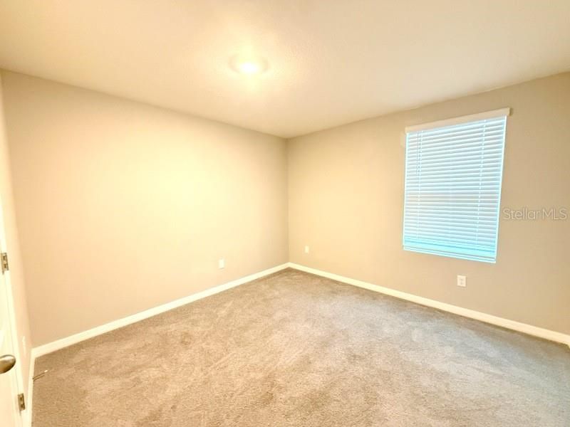 For Rent: $2,400 (5 beds, 3 baths, 2447 Square Feet)